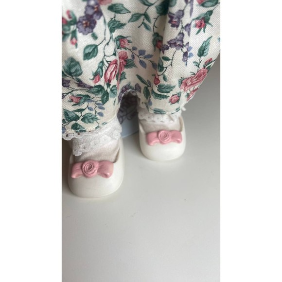 Vintage Precious Moments Doll 3rd Edition Rosa 1994 - Picture 11 of 15